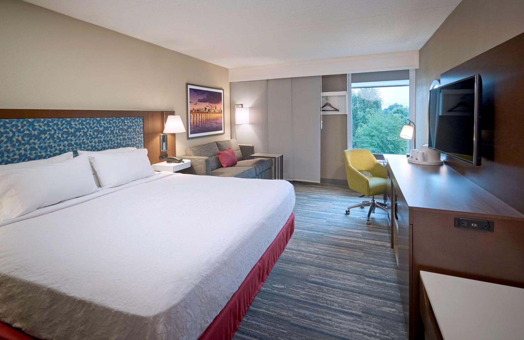 Hampton Inn By Hilton Harrisburg West Меканиксберг Экстерьер фото