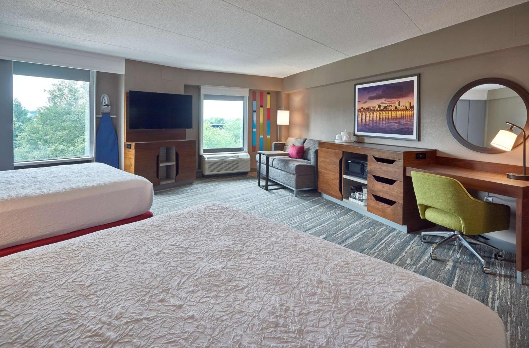 Hampton Inn By Hilton Harrisburg West Меканиксберг Экстерьер фото