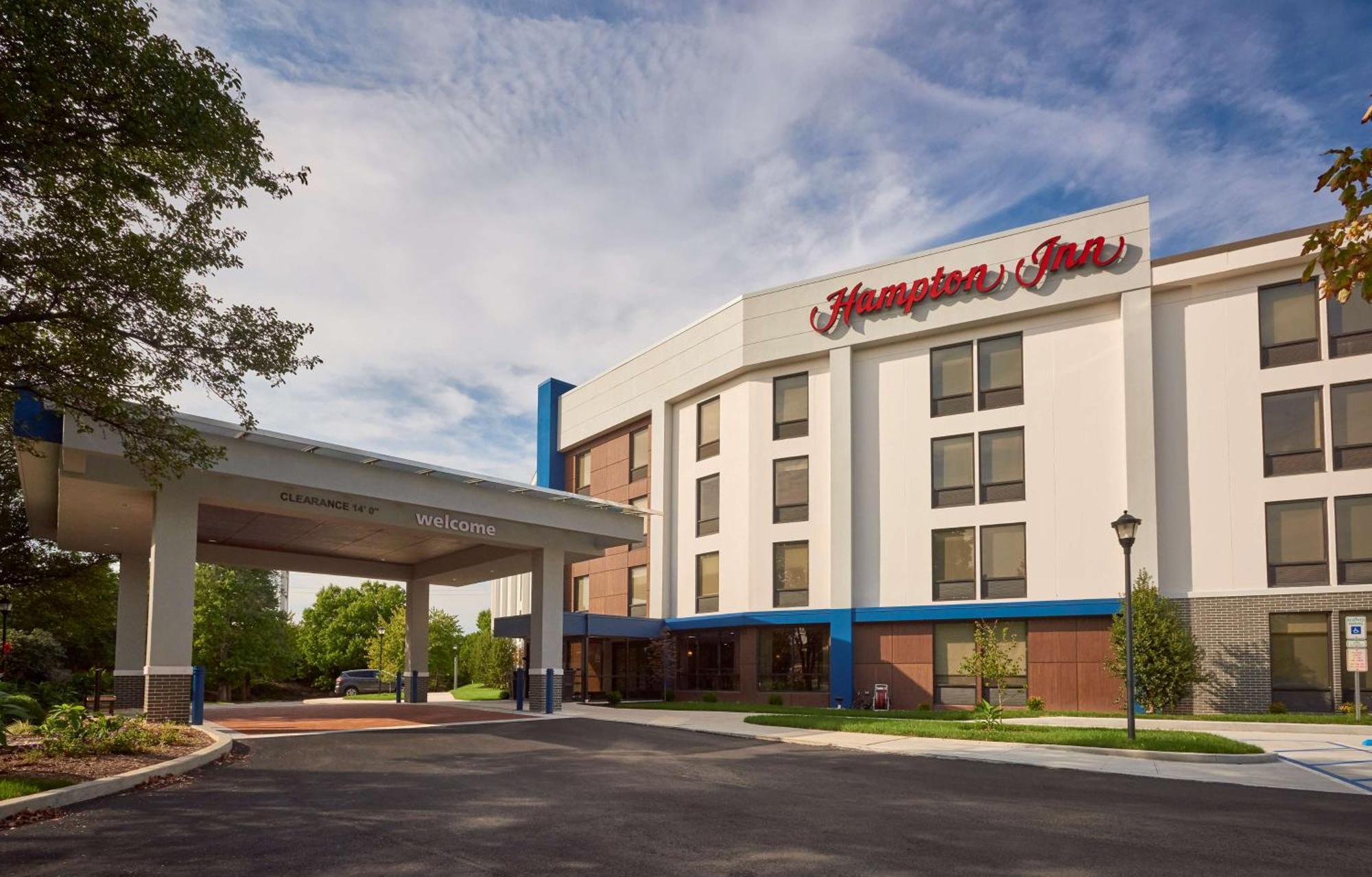 Hampton Inn By Hilton Harrisburg West Меканиксберг Экстерьер фото