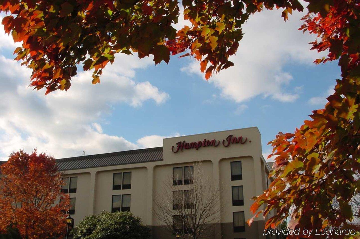Hampton Inn By Hilton Harrisburg West Меканиксберг Экстерьер фото